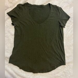 Lululemon All yours Organic cotton v-neck shirt size 8 NWOT